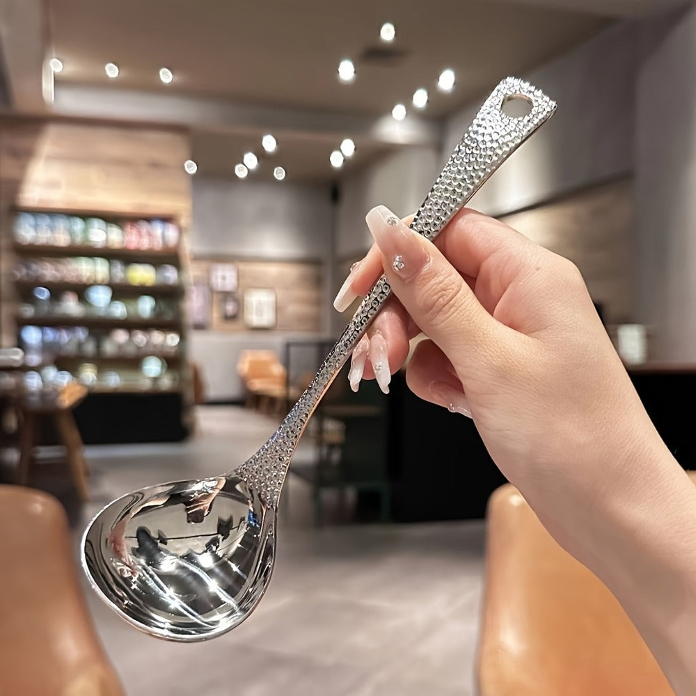 Stainless Steel Long-Handled Spoon Leak-Proof Kitchen Utensil for Home and Restaurant
