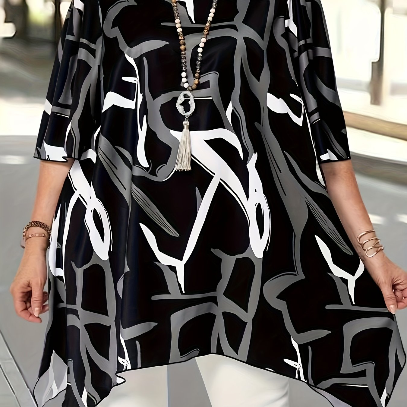Plus Size Women's Asymmetrical Top Black White Geometric Long Sleeve