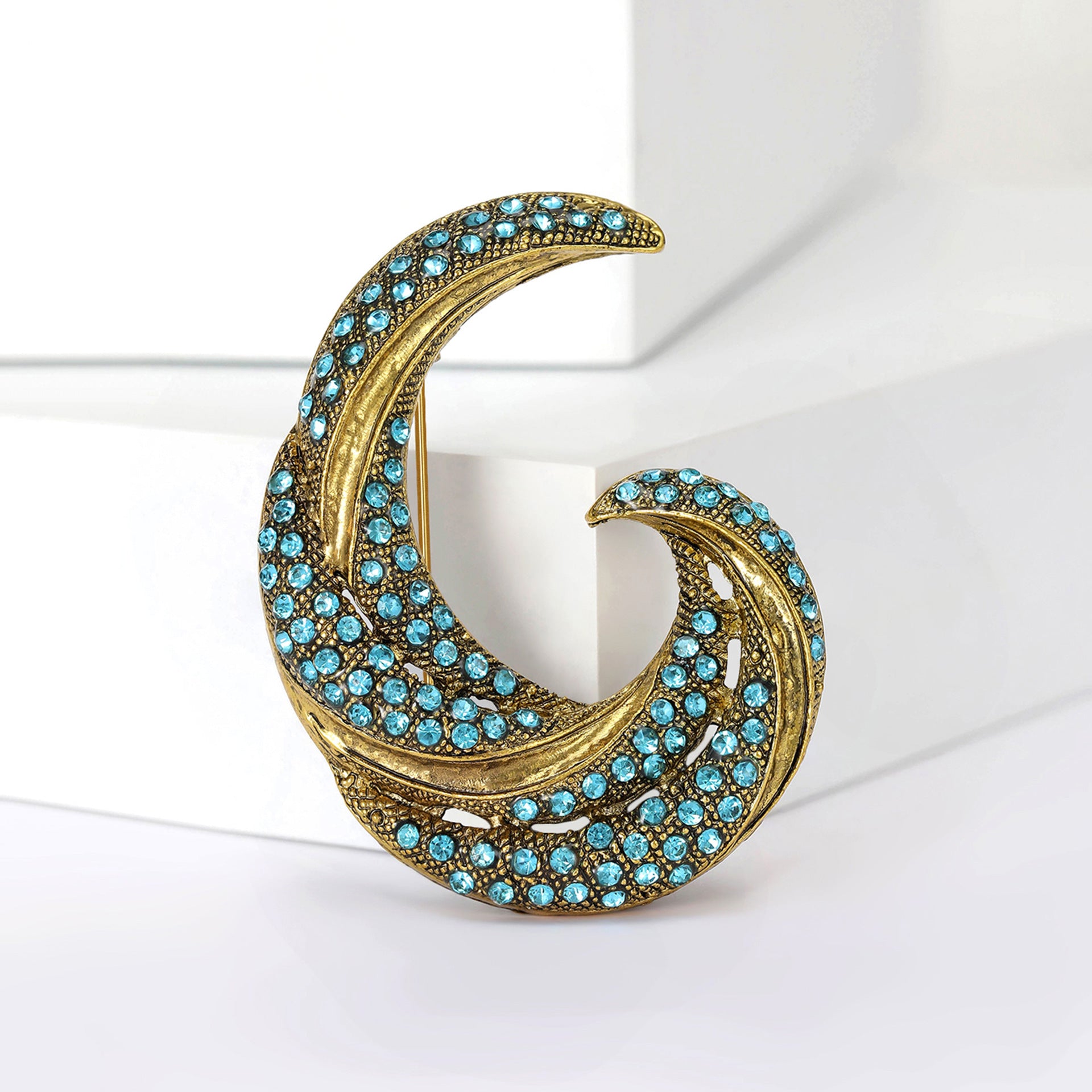 Irregular Shaped Rhinestone Brooch Crystal Badge Pin Luxury Jewelry for Women Men