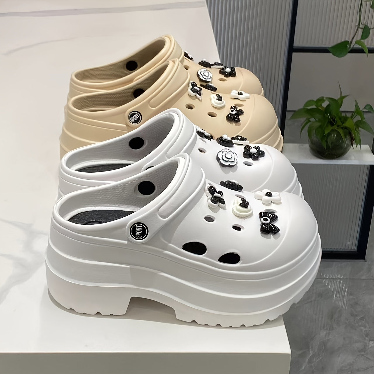 Women's Summer Fashionable Slip-On Shoes Black and White Floral Accessories