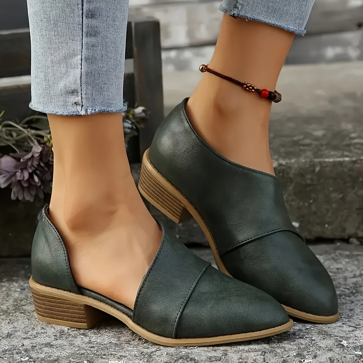 Женские ботинки на каблуке с заостренным носком, коричневые, на slip-on, с массивным каблуком, для всех сезонов