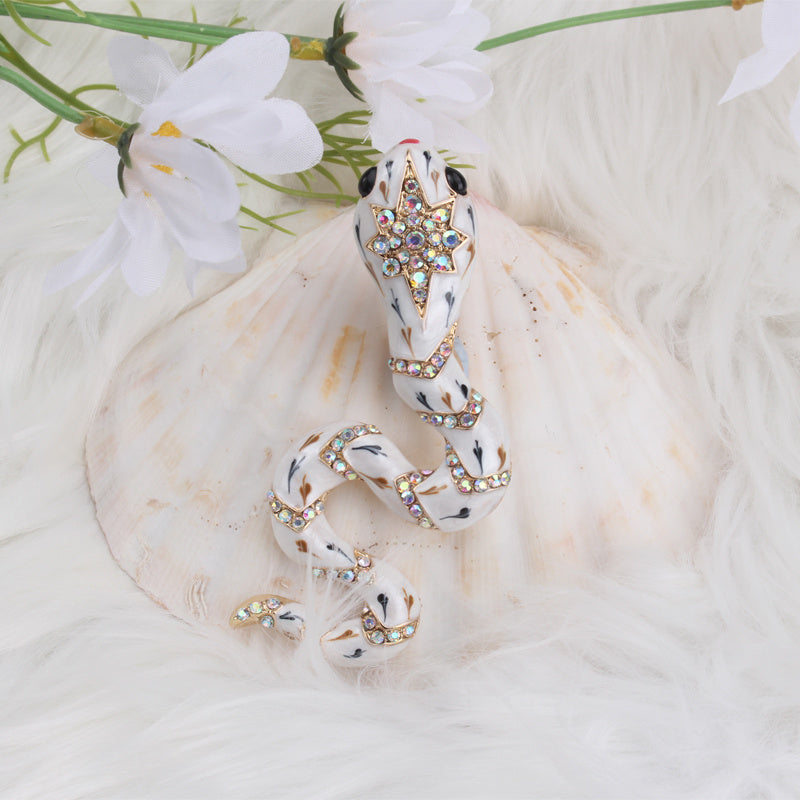 Rhinestone Snake Enamel Brooch for Women Jewelry Decoration Water Diamond Detailing Versatile Pin