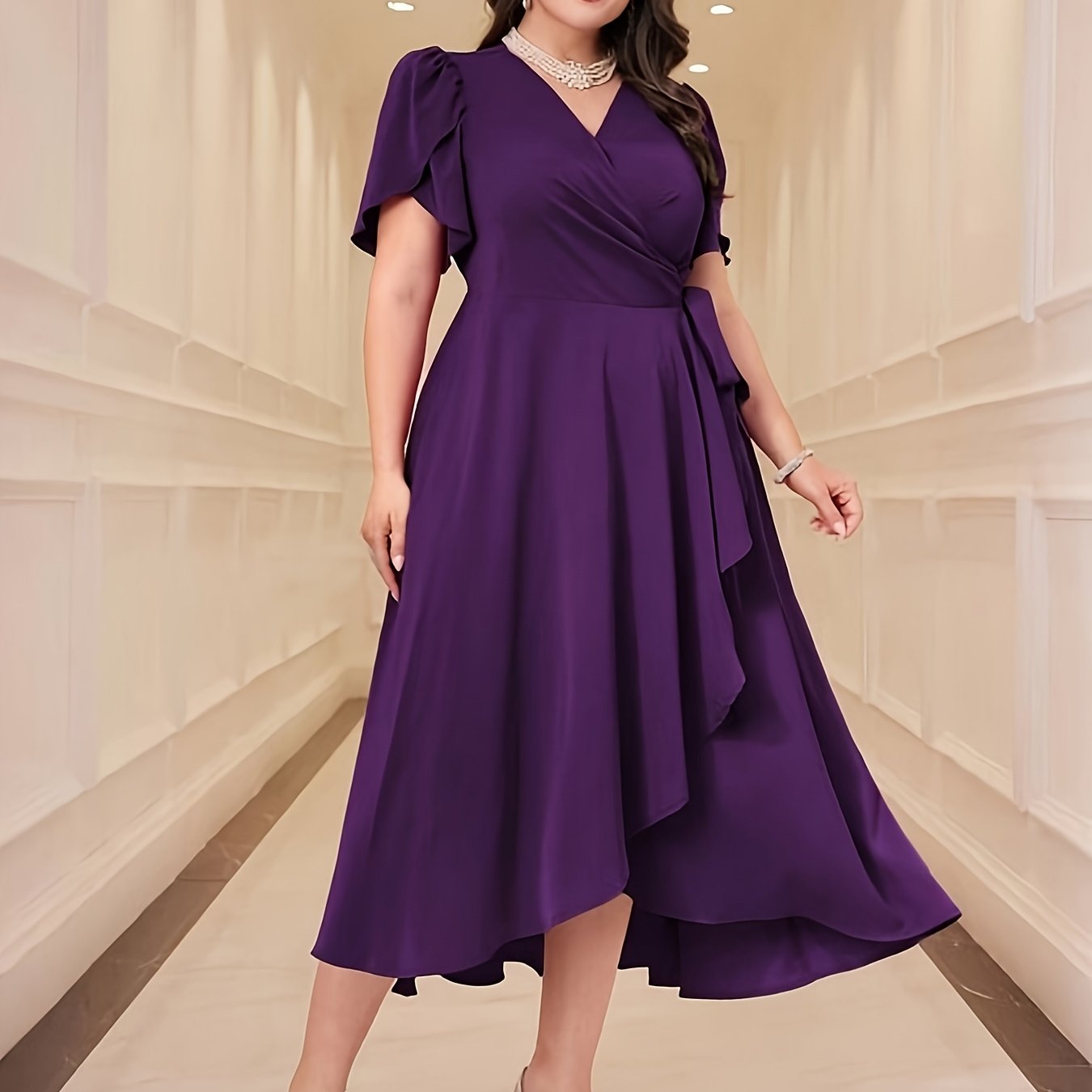 Vestido de escote en V con cinturón y detalle peplum de punto de color sólido para todas las estaciones