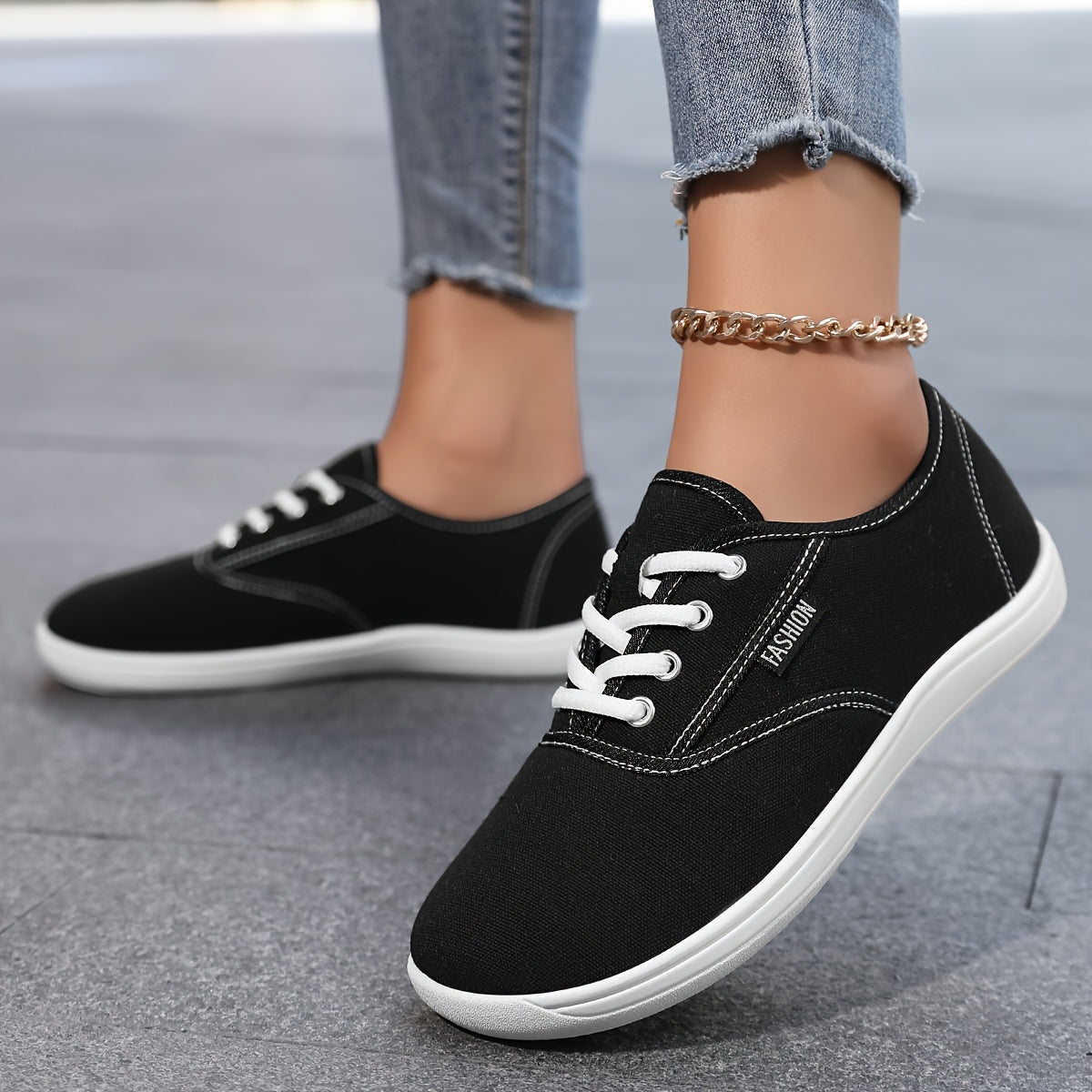 Women Wide-Toe Sneakers Breathable Fabric Casual Walking Shoes