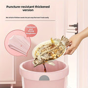 4 yoki 8 ta Extra Thick Pink Drawstring Trash Bags, jami 400 yoki 800 sumka. Teshilishga chidamli plastikdan tayyorlangan, bu axlat sumkalari oshxonada, yotoqxona, yashash xonasi va hammomda foydalanish uchun mos keladi. Ko'p maqsadli va bir martalik, bu