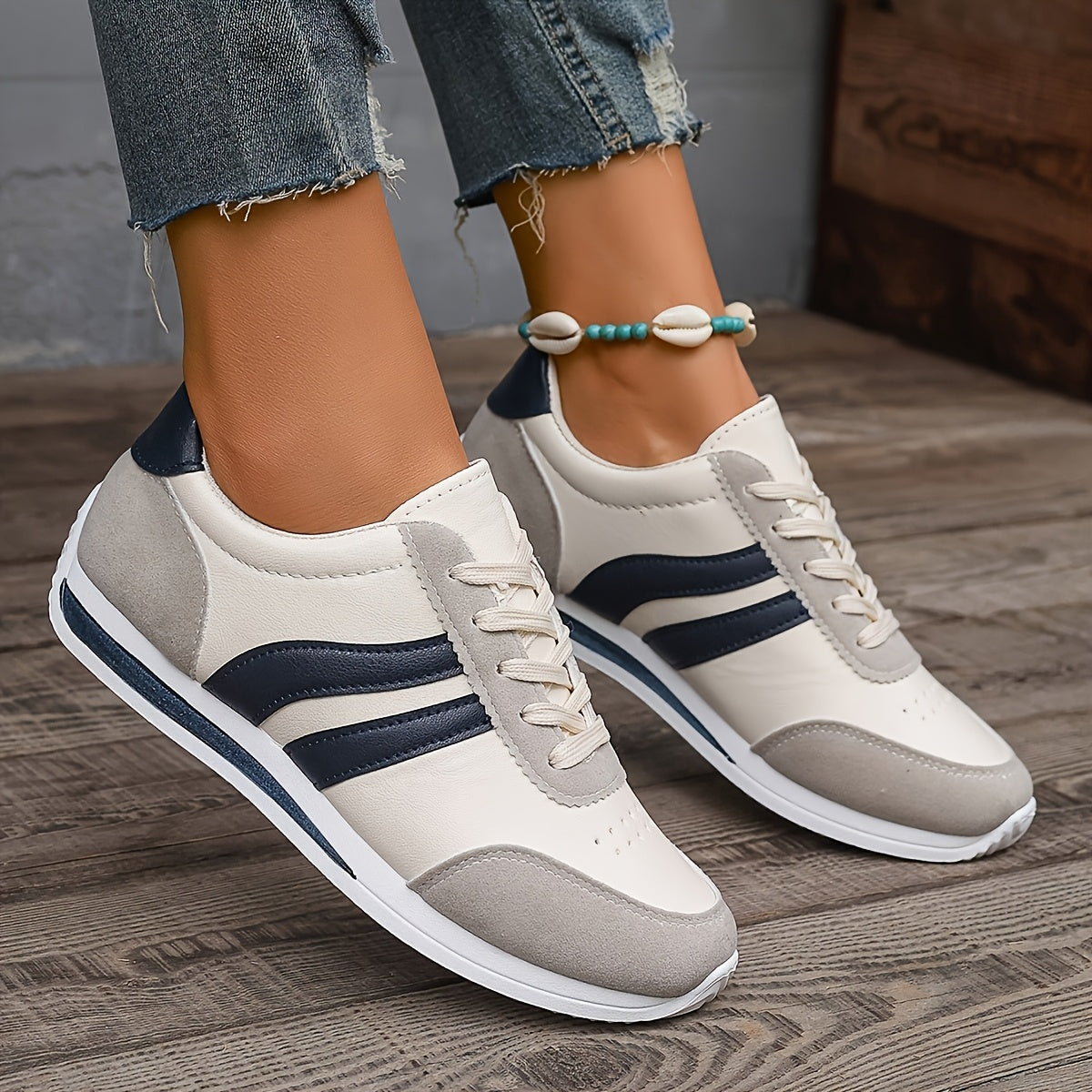 Women's Lightweight Sneakers Non-Slip Cushioned Walking Shoes Blue and White