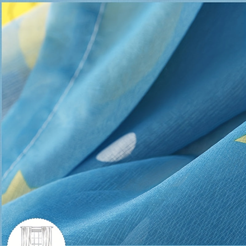 Yulduz va sayyora naqshli ko'k multfilm bolalar pardasi, o'g'il bolalar xonasi bezaklari uchun ideal. Oyna uchun grommet yuqori dizayni orzuli tuyg'u qo'shadi.