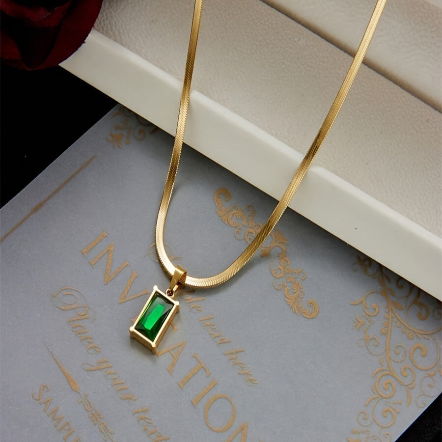 Women's Snake Bone Chain Necklace with Peridot Zirconia Pendant in Copper