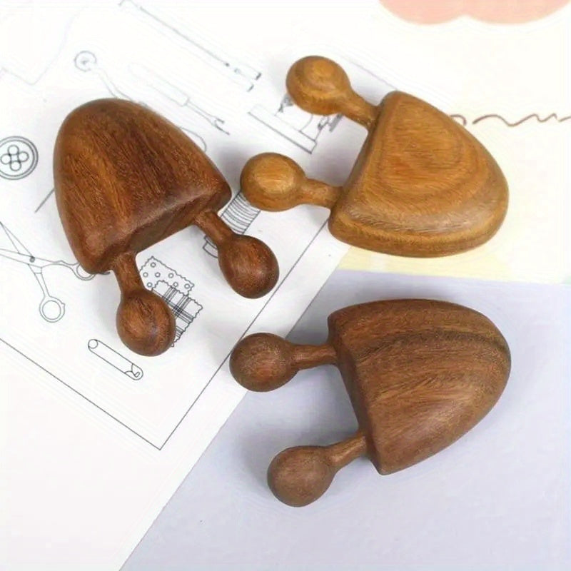 Wooden Sandalwood Facial and Eye Massage Comb with Neck Snail Design for Relaxation