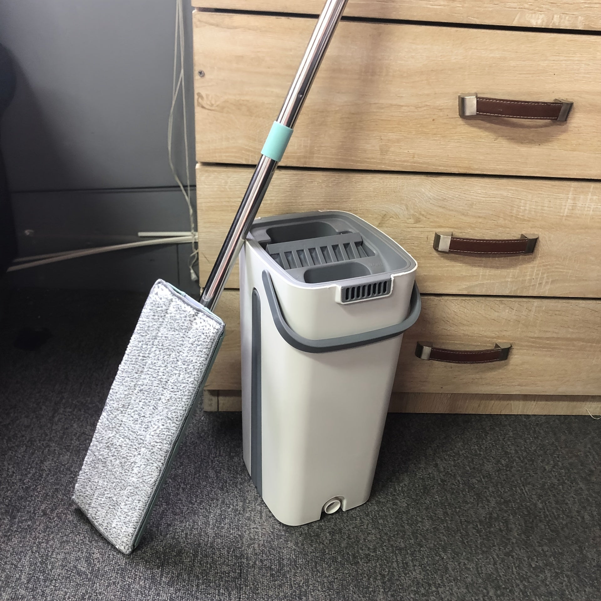 Set de fregona y cubo con mango ajustable para húmedo y seco, con paños de microfibra para suelos de madera dura y baldosas