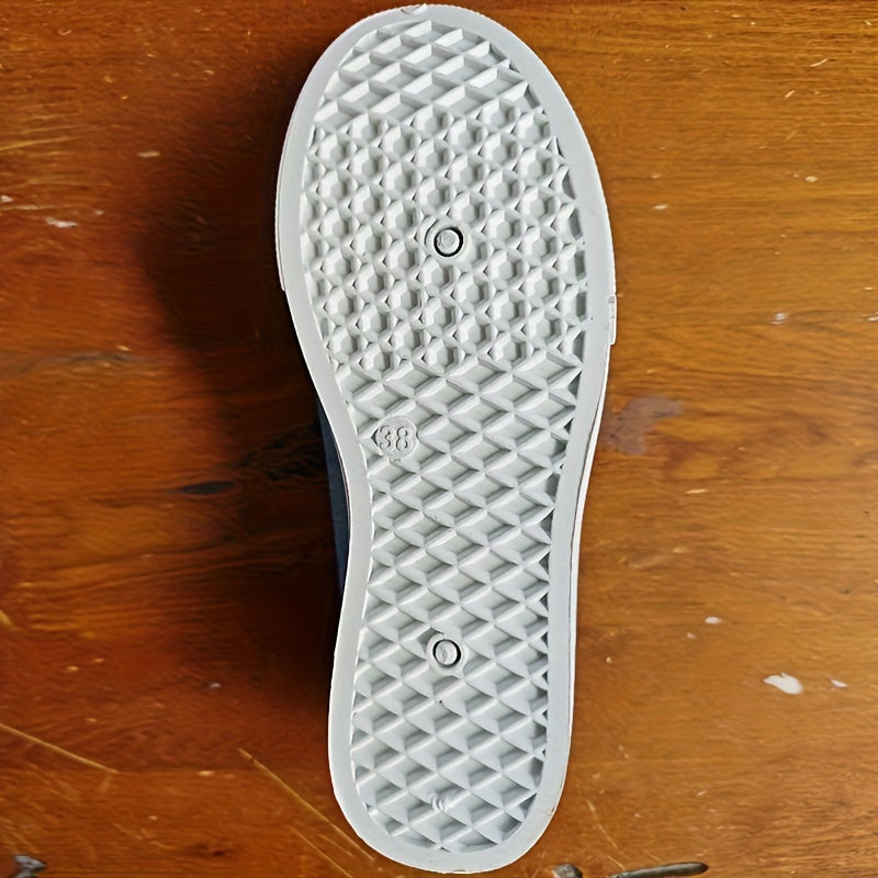 Women's White Fabric Low-Top Lace-Up Sneakers All-Season Round Toe