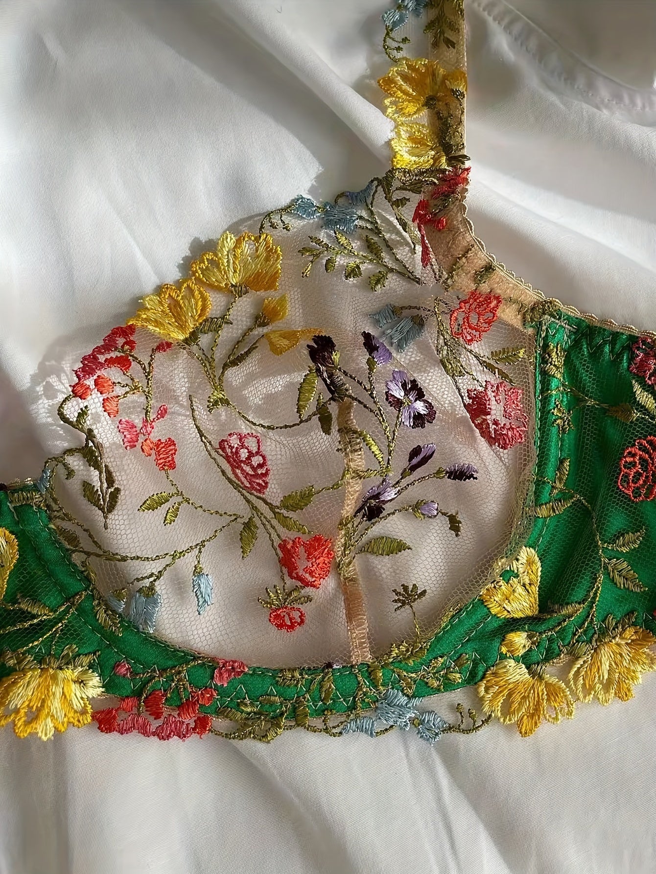 Women's Ultra-Thin Breathable Floral Lingerie Set