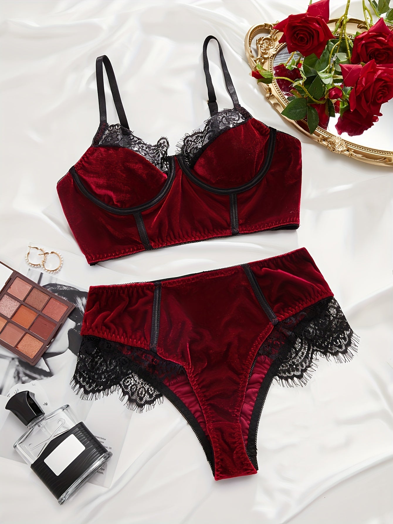 Women's Lingerie Set with Thin Shoulder Straps Bra and Panty Sexy Clothing