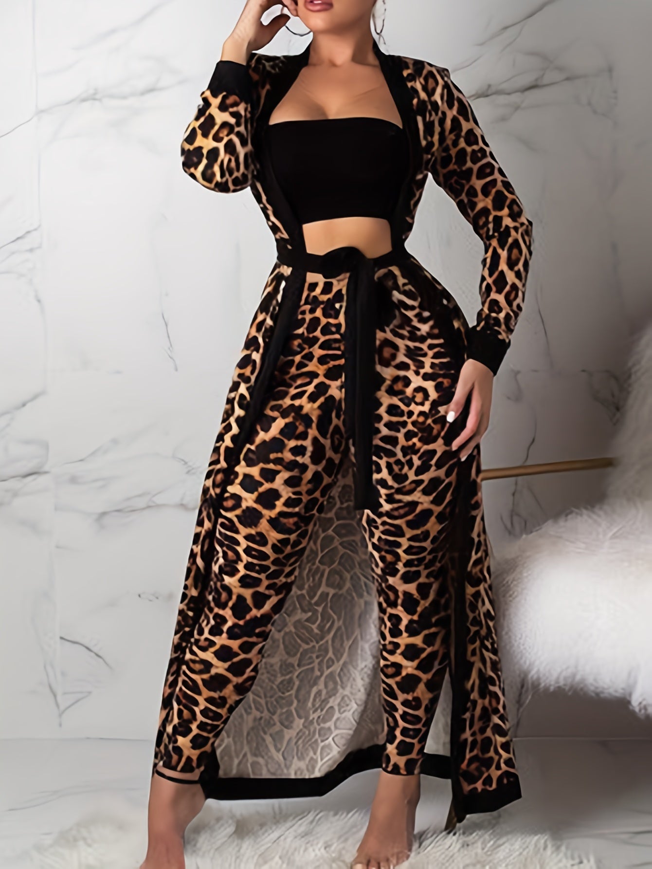 Conjunto de ropa de estar con estampado de leopardo para mujer con bata, top corto y pantalones