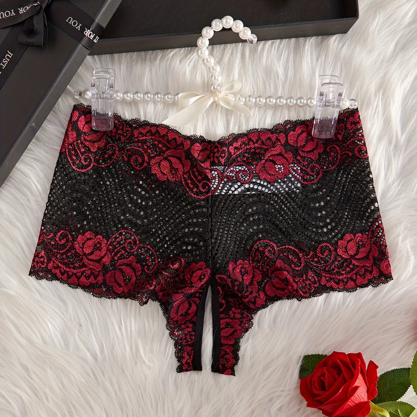 Трусики женские больших размеров с кружевной отделкой, полупрозрачные, с открытым промежностью, средней посадки, с цветочным принтом, черные и изумрудно-зеленые