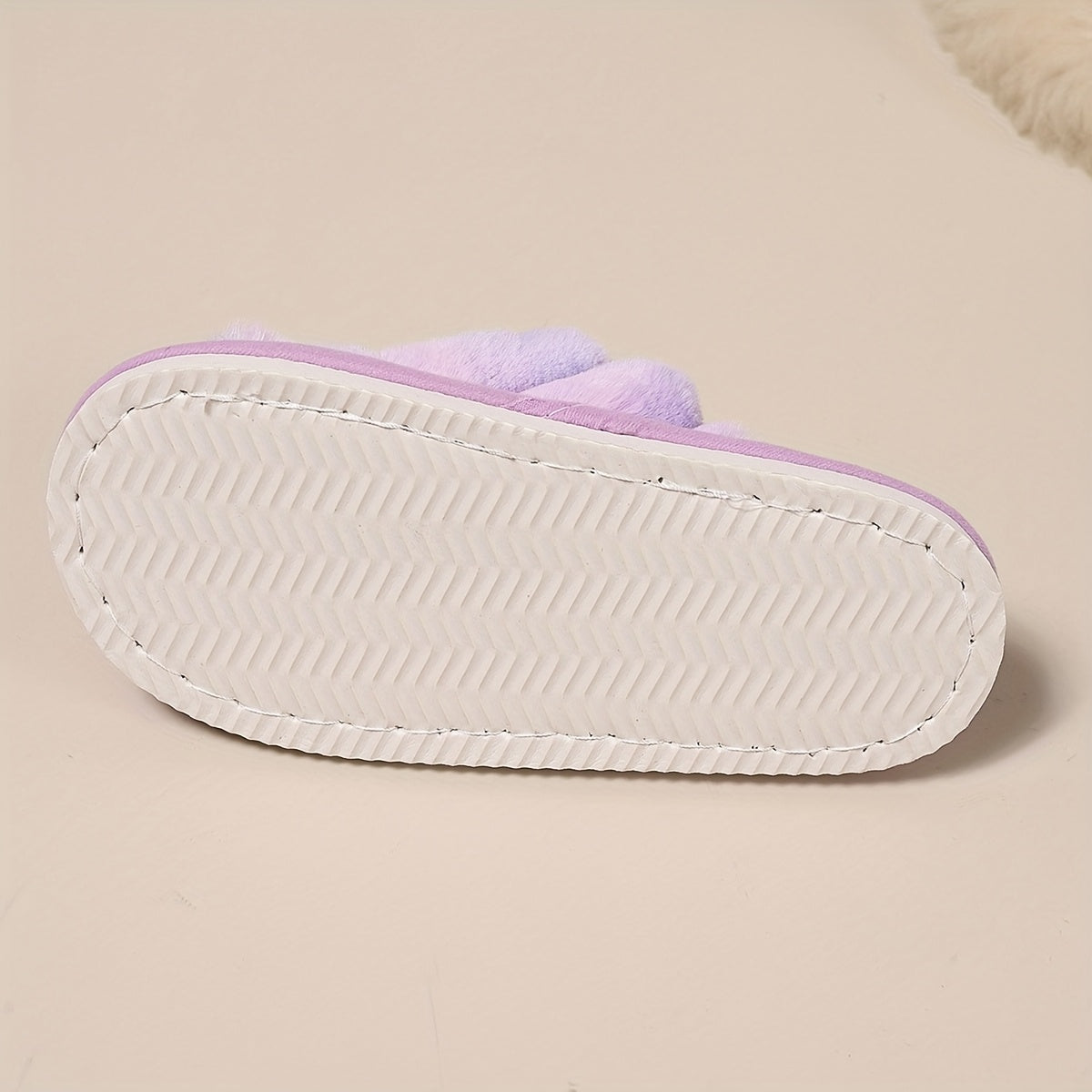 Unisex Checkered Plush Slippers Non-Slip EVA Sole All-Season Home Shoes