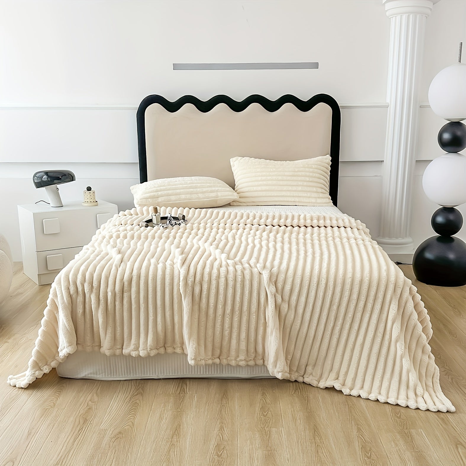 Luxury Throw Blanket Soft Flannel Coral Fleece Striped for Sofa and Office