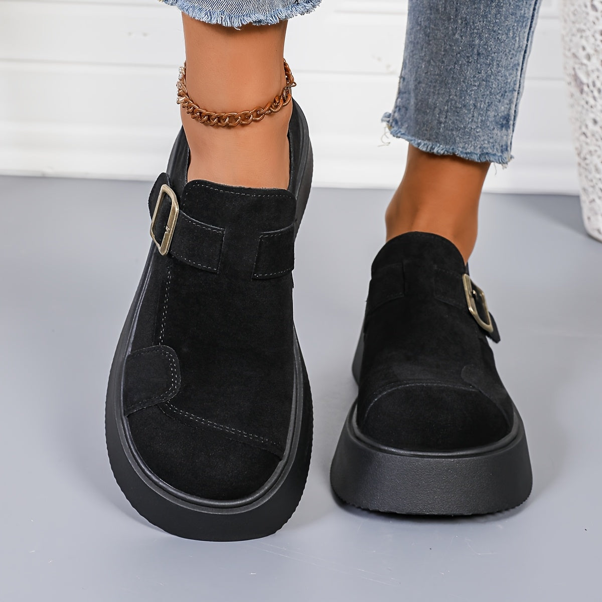 Women's Retro Leather Loafers with Metal Buckle Strap and Thick Sole