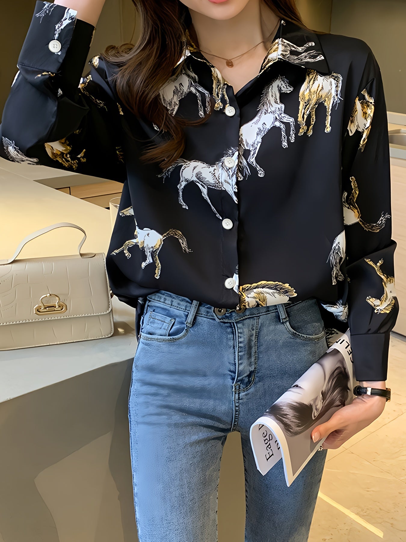 Plus o'lcham ayollar uchun ot bosma uzun ko'ylak, bahor va kuz uchun, tugma bilan old qismi kiyim