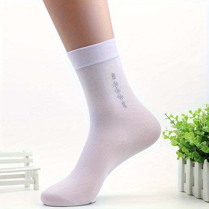 100% polyester to'qilgan matodan tayyorlangan, mustahkam ranglarda, 300g/m² og'irlikda, 12 juft erkaklar yozgi uzun trubka paypoqlari. Tashqi yurish uchun mos, qo'lda yuvish yoki professional quruq tozalash tavsiya etiladi.