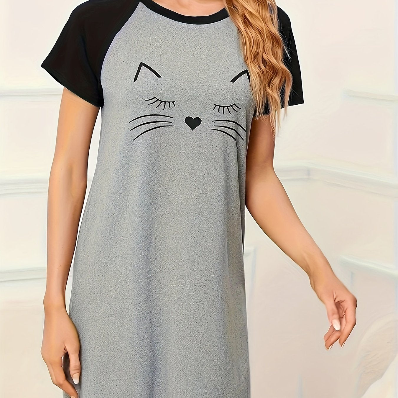 Women's Casual Dress with Playful Cat Print and Color Block Design Made of Soft Polyester Blend for All Seasons