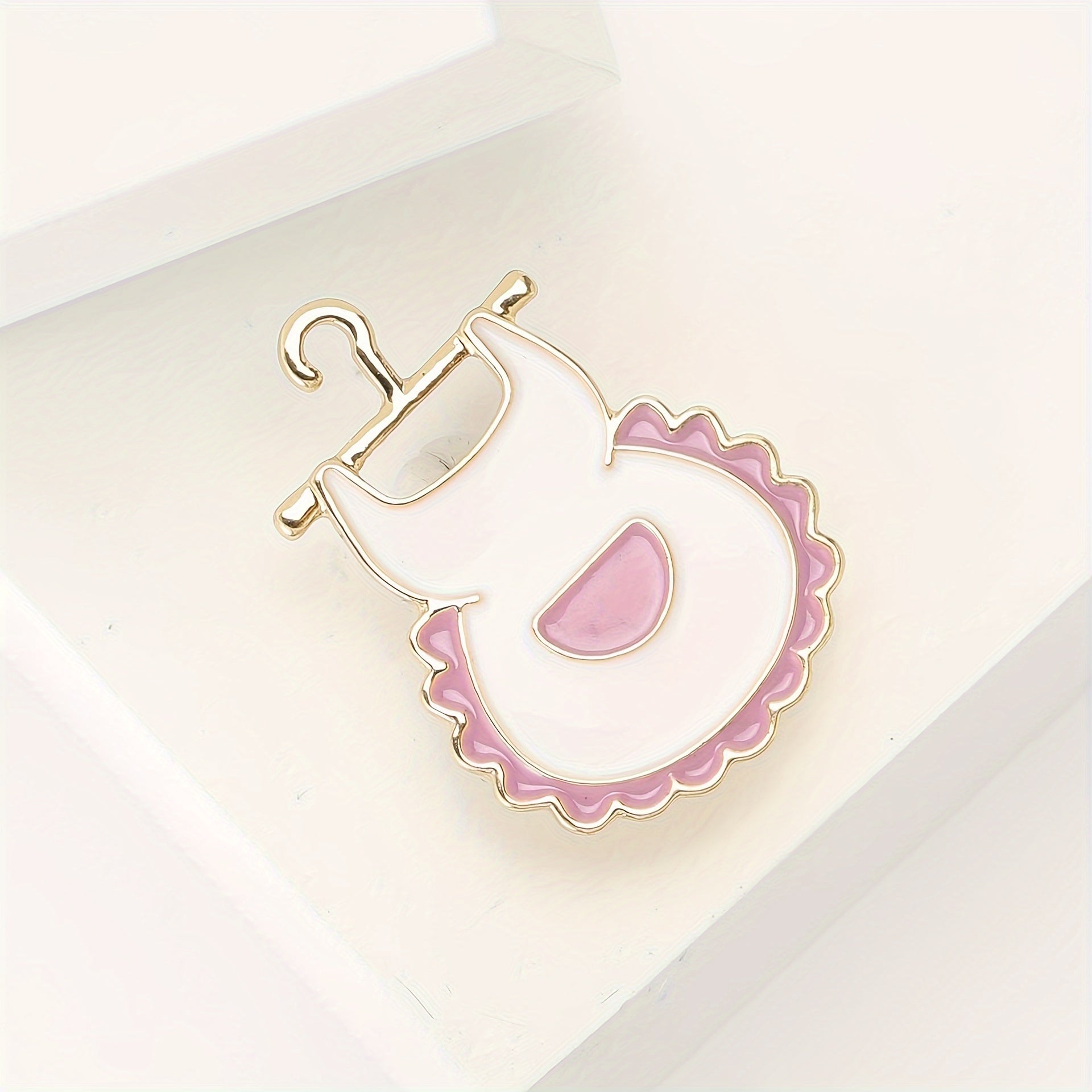 Элегантные броши-аппликации в форме фартука с эмалью, сплав стильных аксессуаров для лацканов для мужчин и женщин