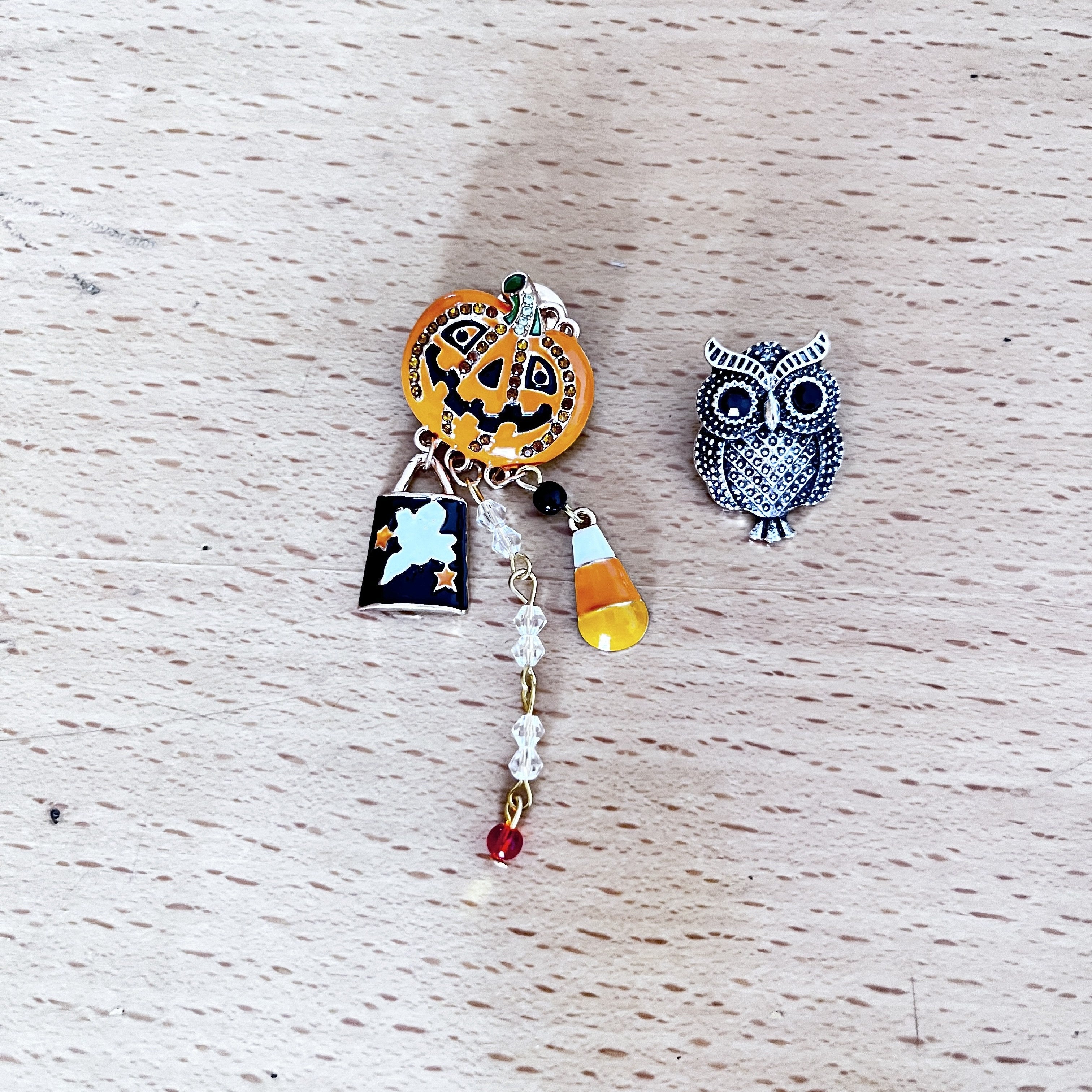 Halloween Owl and Pumpkin Brooch Pin Alloy Quirky Cartoon Accessory for Women and Girls