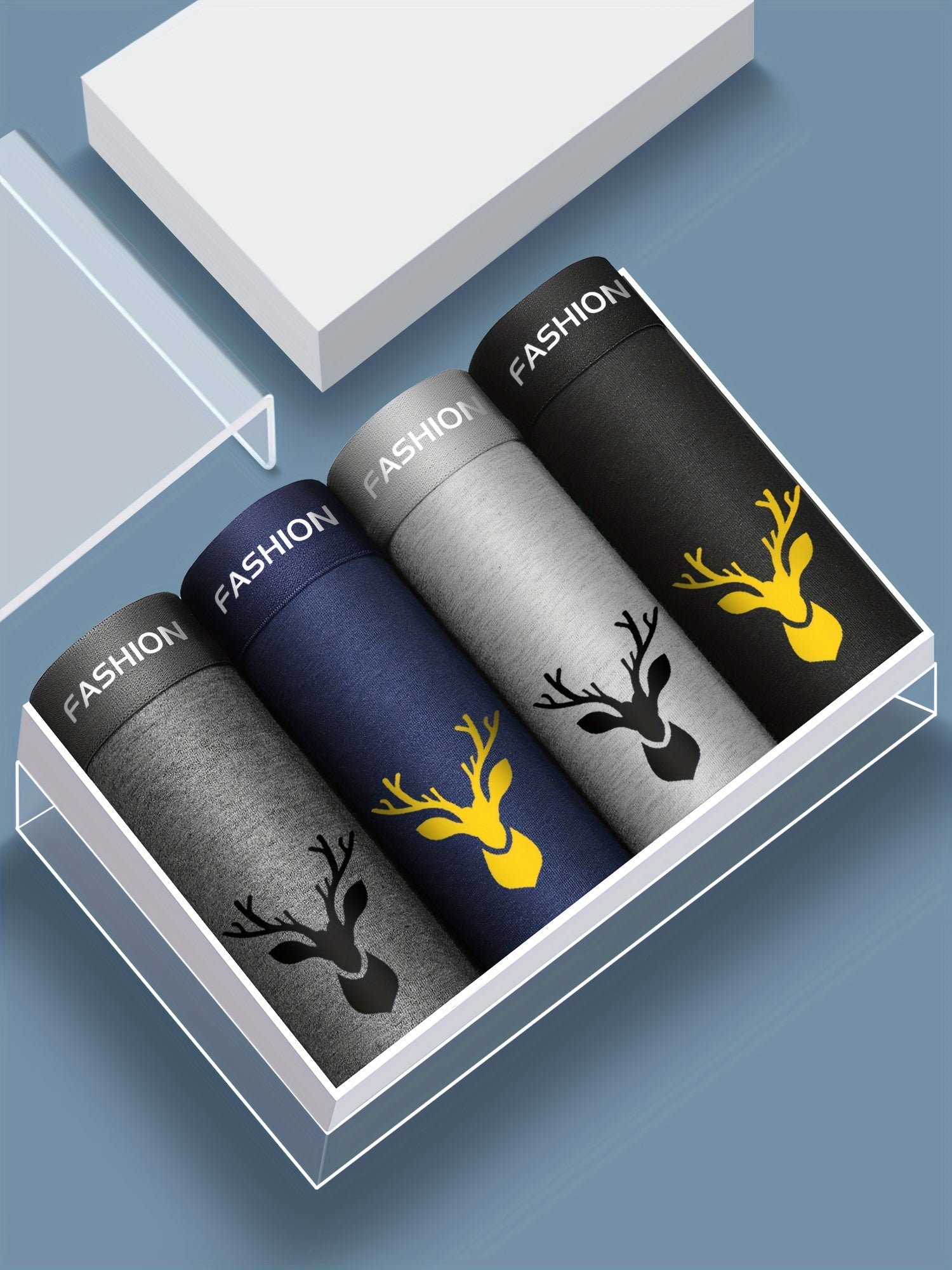 Erkaklar uchun 4 ta to'plam hayvon naqshli boxer shortlari, 92% polyester va 8% spandeksdan tayyorlangan yuqori cho'ziluvchan trikotaj mato. Zamonaviy kattalar o'lchamidagi qisqa ichki kiyim.