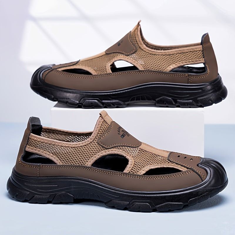 Erkaklar uchun mo'ljallangan, yumshoq PU materialdan tayyorlangan, bir rangli, yumaloq barmoq uchi bilan tasodifiy kiyim va yugurish uchun mo'ljallangan slayd sandallar. Oson kiyiladigan uslub.