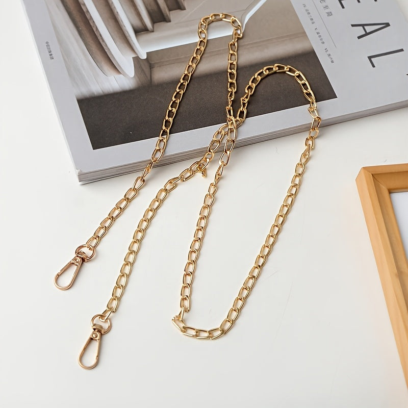 Yengil dizayndagi ajinli ayollar uchun plush yurak shaklidagi yelka sumkasi, ajratiladigan tasma va zip yopilishi bilan. Kundalik sayrlar, xaridlar va uchrashuvlar uchun mukammal. Yorqin pushti va boshqa ranglarda mavjud.