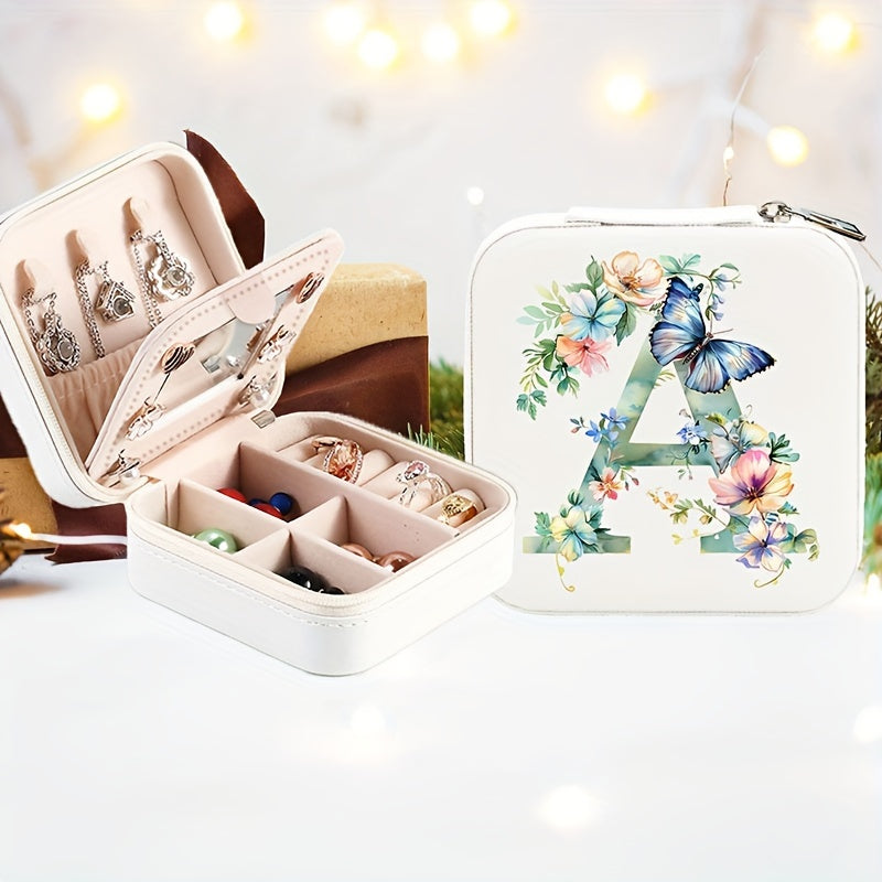 Yolgʻon charm bilan shaxsiylashtirilgan alfavitli flip-top bilan qoplangan, soʻzma-soʻz qoplangan va taqinchoqlarni saqlash uchun quti