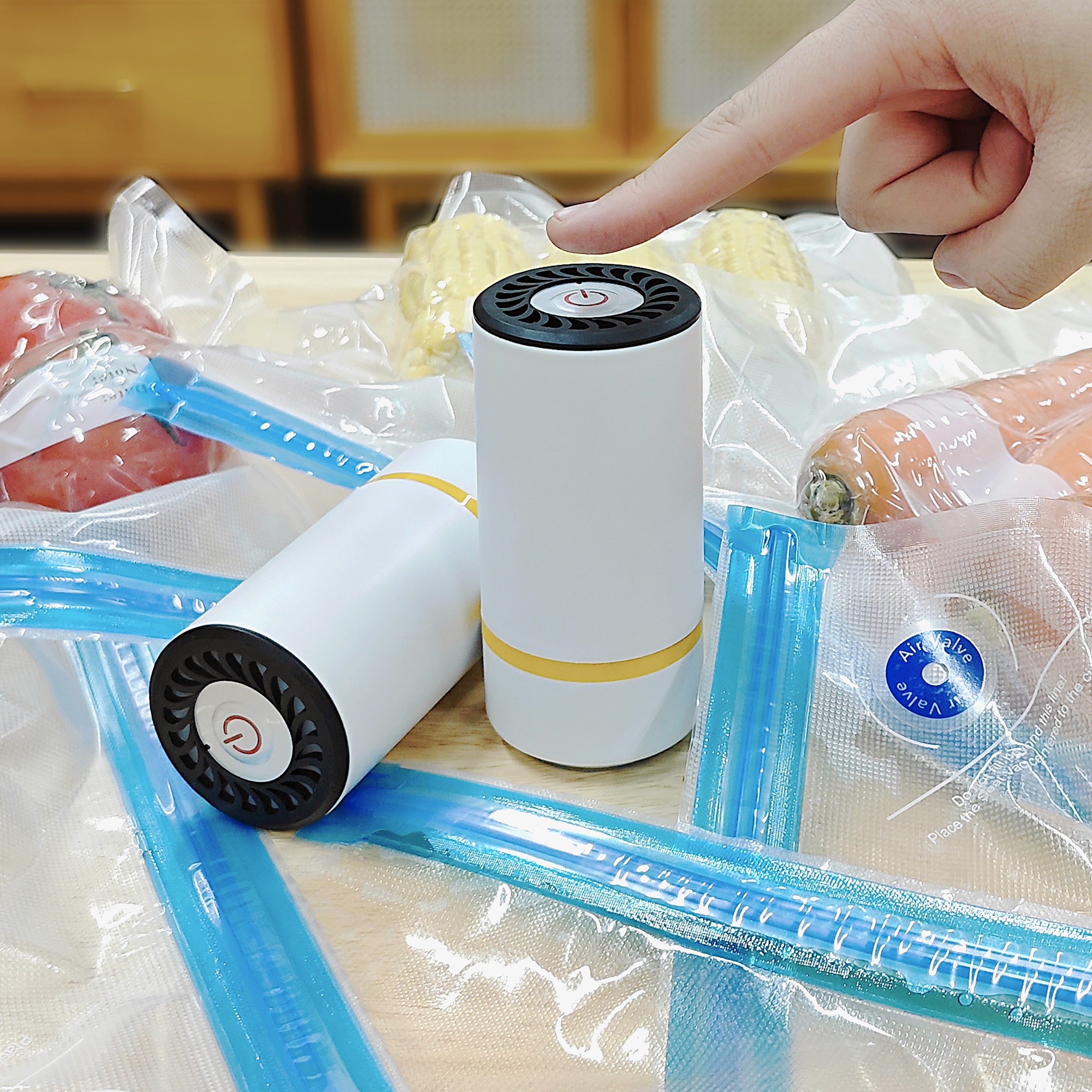 Portable Electric Vacuum Sealer with Reusable Bags for Food Storage and Meal Prep