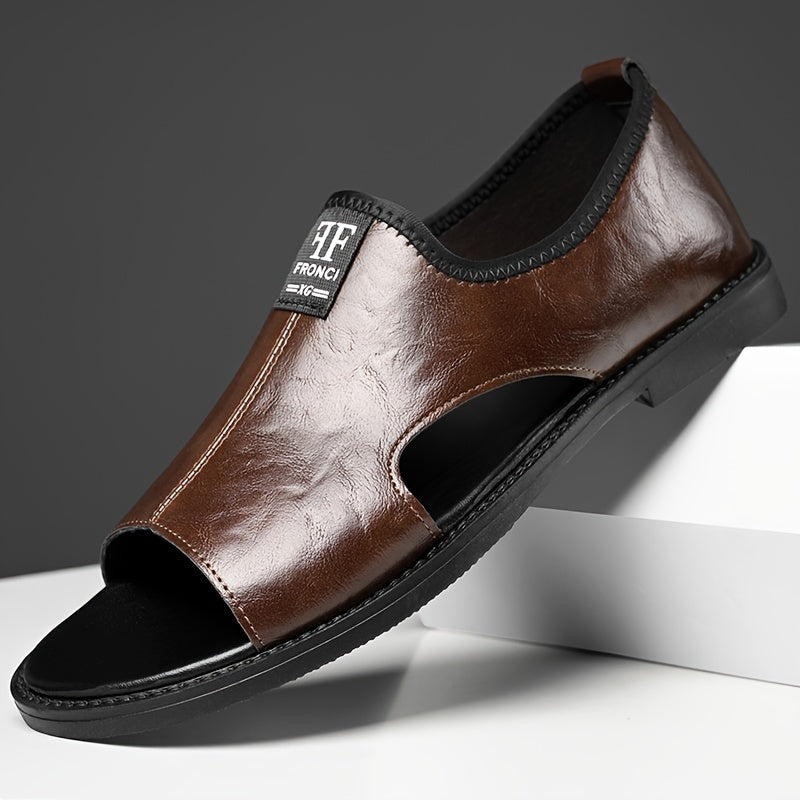 Erkaklar Moda Sandallari 2025 Yoz Kollektsiyasi oddiy ko'chada kiyish uchun mo'ljallangan, bir rangli mikrofiber sintetik yuqori qismi, soxta ichki qismi va kauchuk tagligi bilan ajralib turadi. Ular yengil.