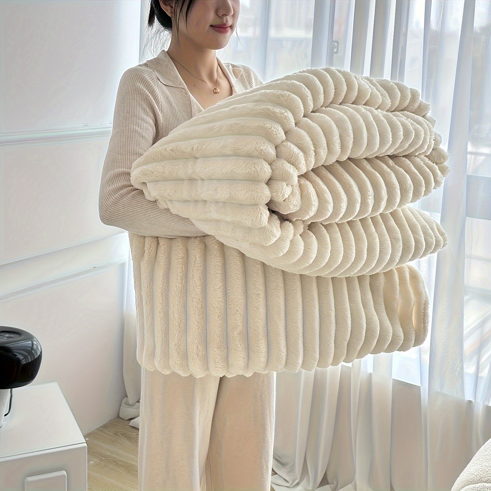 Luxury Throw Blanket Soft Flannel Coral Fleece Striped for Sofa and Office