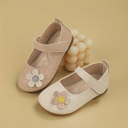 Qizlar va bolalar uchun yangi nafas oladigan tasodifiy kiyimlar.