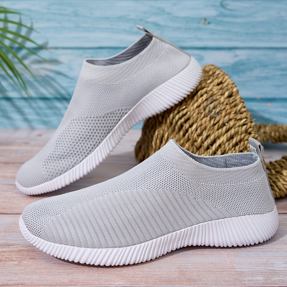 Ayollar uchun tarmoqli slip-on sport poyabzali yengil kundalik poyabzal barcha mavsumlar