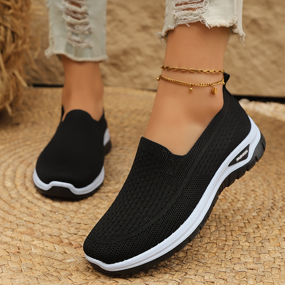 Women Old Beijing Cloth Shoes Black Non-Slip Soft Sole Comfort Shoes