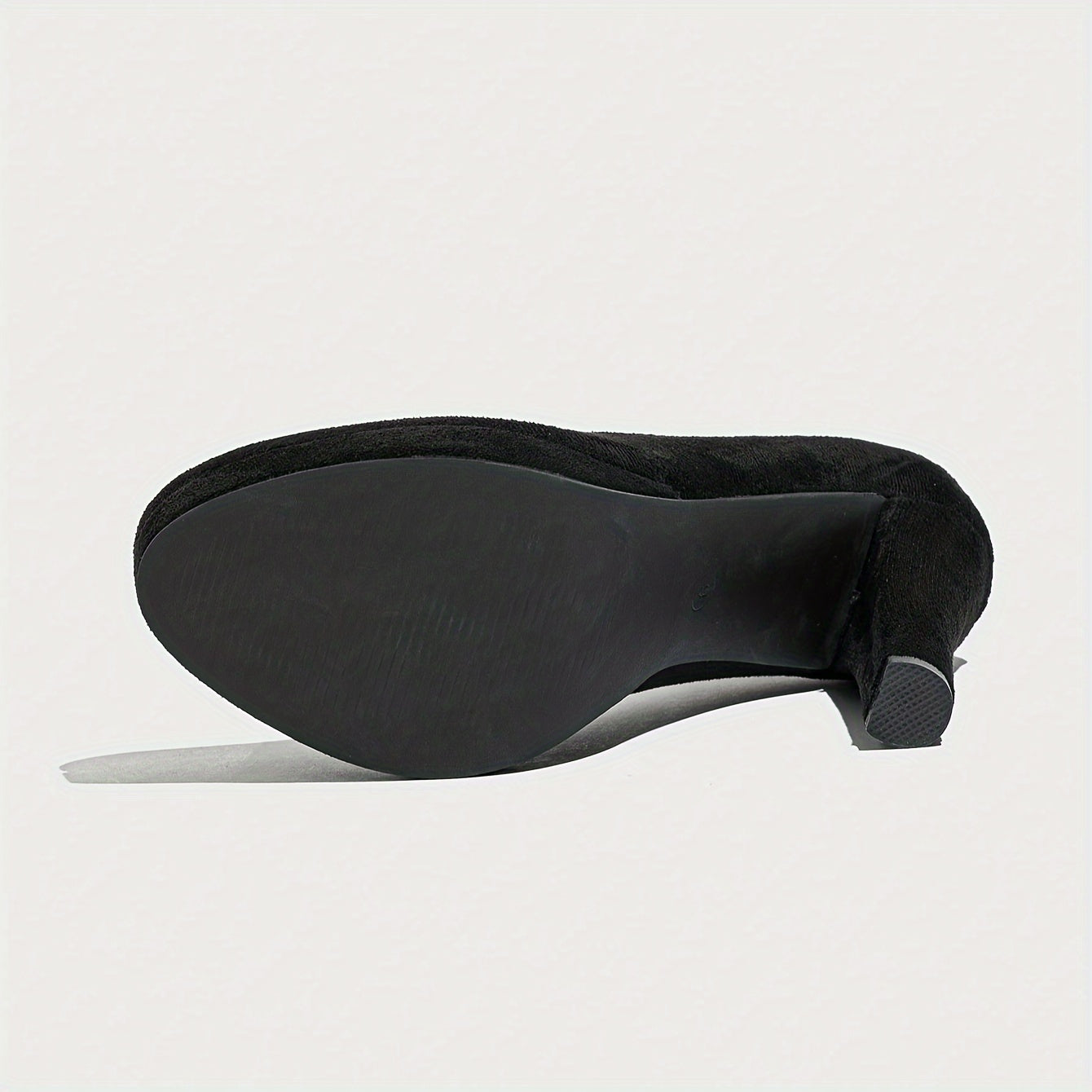 Ayollar uchun charm blok poyafzal, burun nuqtali, kechki tadbirlar uchun kiyinadigan poyafzallar