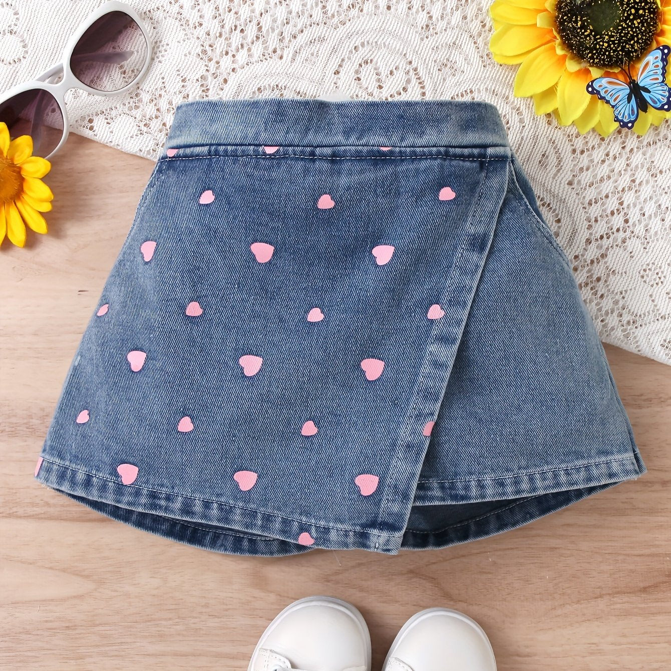 Girls' Denim Shorts with Daisy Flower Print for Summer Holiday Wear