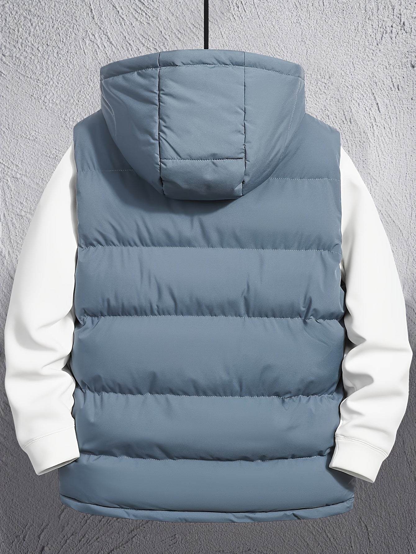 Erkaklar uchun zaytun yashil kapüşonli jilet, fermuarlı cho'ntaklar bilan, yengsiz, mashinada yuvish mumkin bo'lgan polyester, kuz/qish uchun ideal.