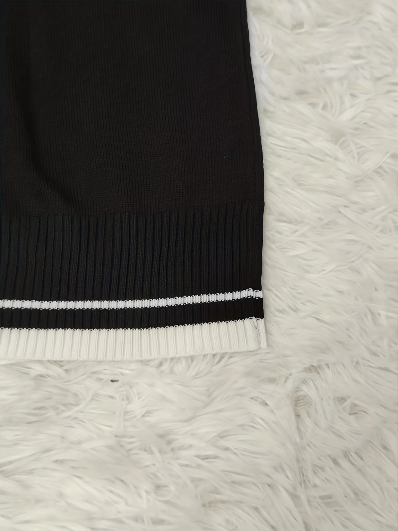 Women's Beaded Rhinestone Crew Neck Knit Top Short Sleeve Spring Summer Casual