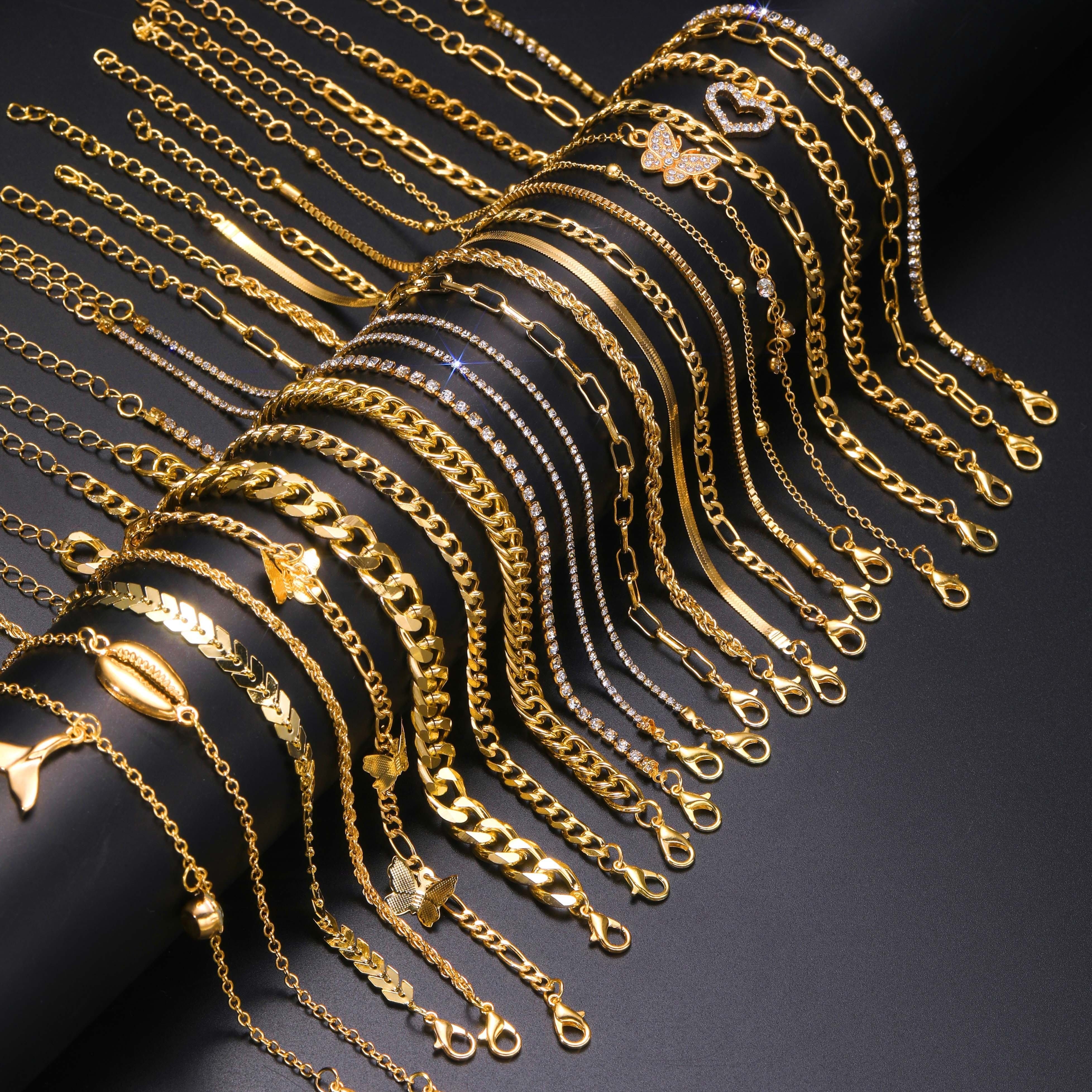 17 ta nafis metall zanjir bilaguzuklar to'plami, oltin rangda, kapalak, bo'sh yurak va qobiqli charm bilan. Ayollar uchun retro uslubidagi sovg'a, yozgi ta'til va har kuni kiyish uchun mukammal.