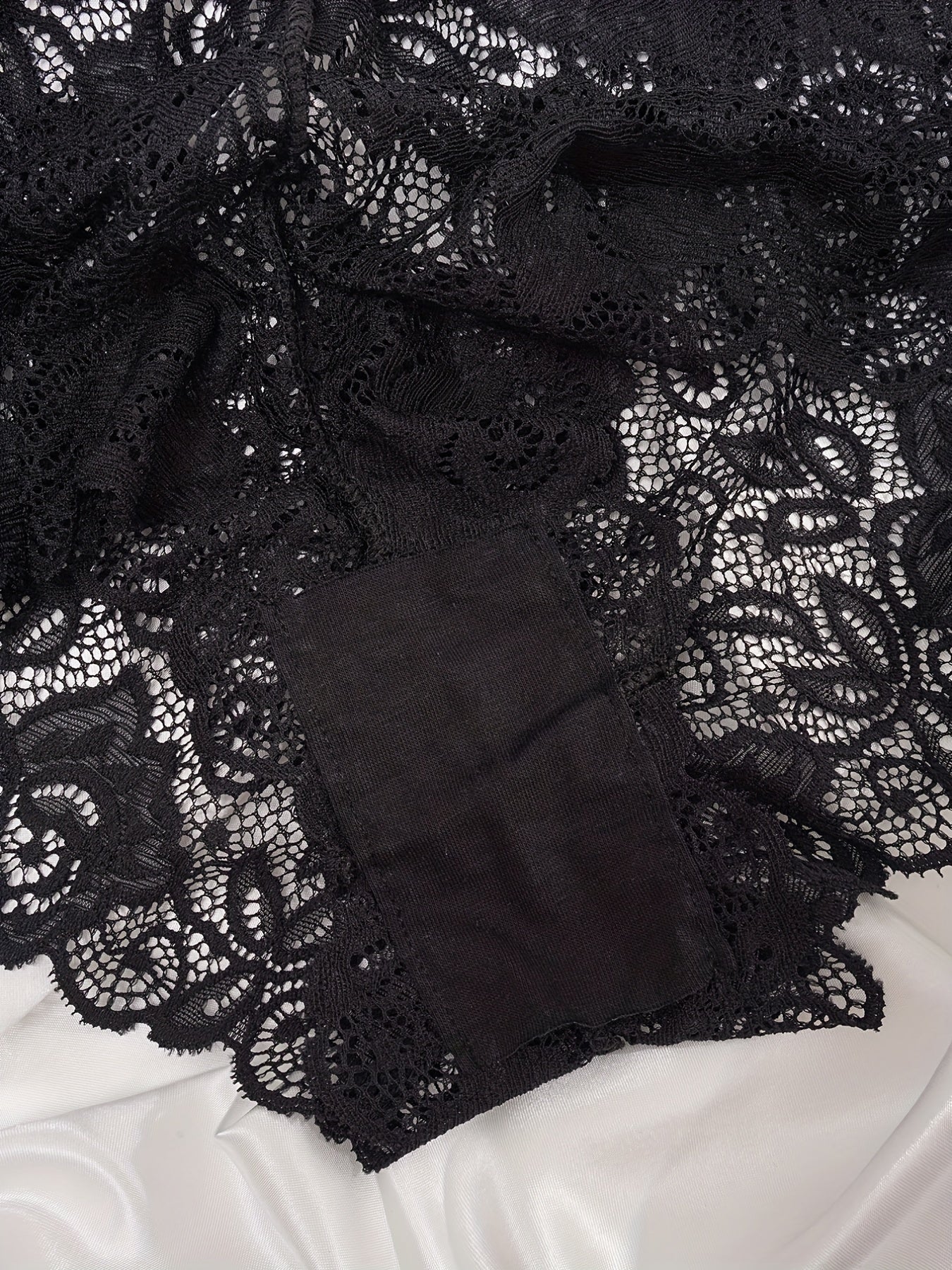 Women's Floral Lace Panties Set 3 Pack Breathable Scallop Trim Jacquard Sheer Shorts