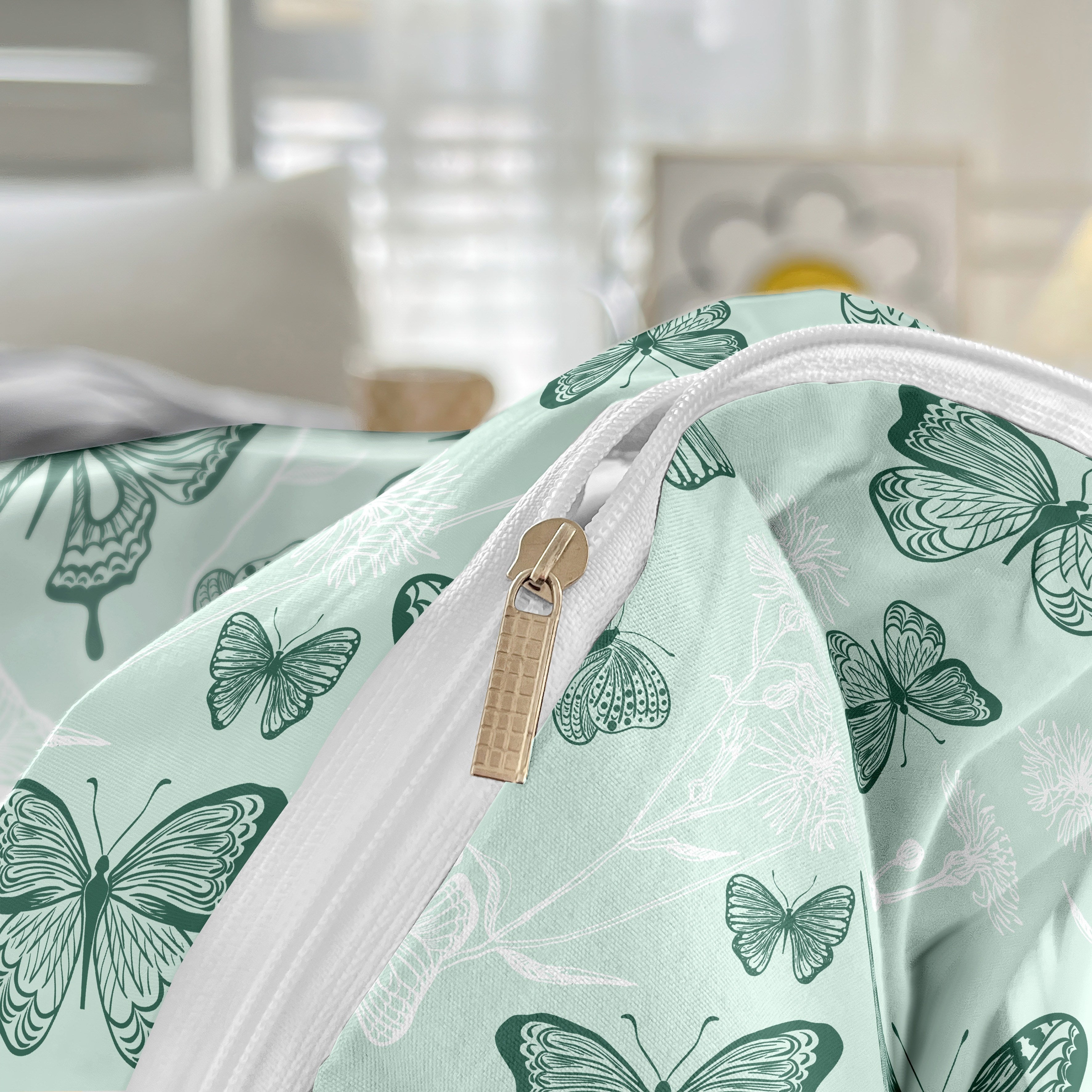 3-Piece Butterfly Print Duvet Cover Set Made of Soft Breathable Polyester All-Season Bedroom Decor
