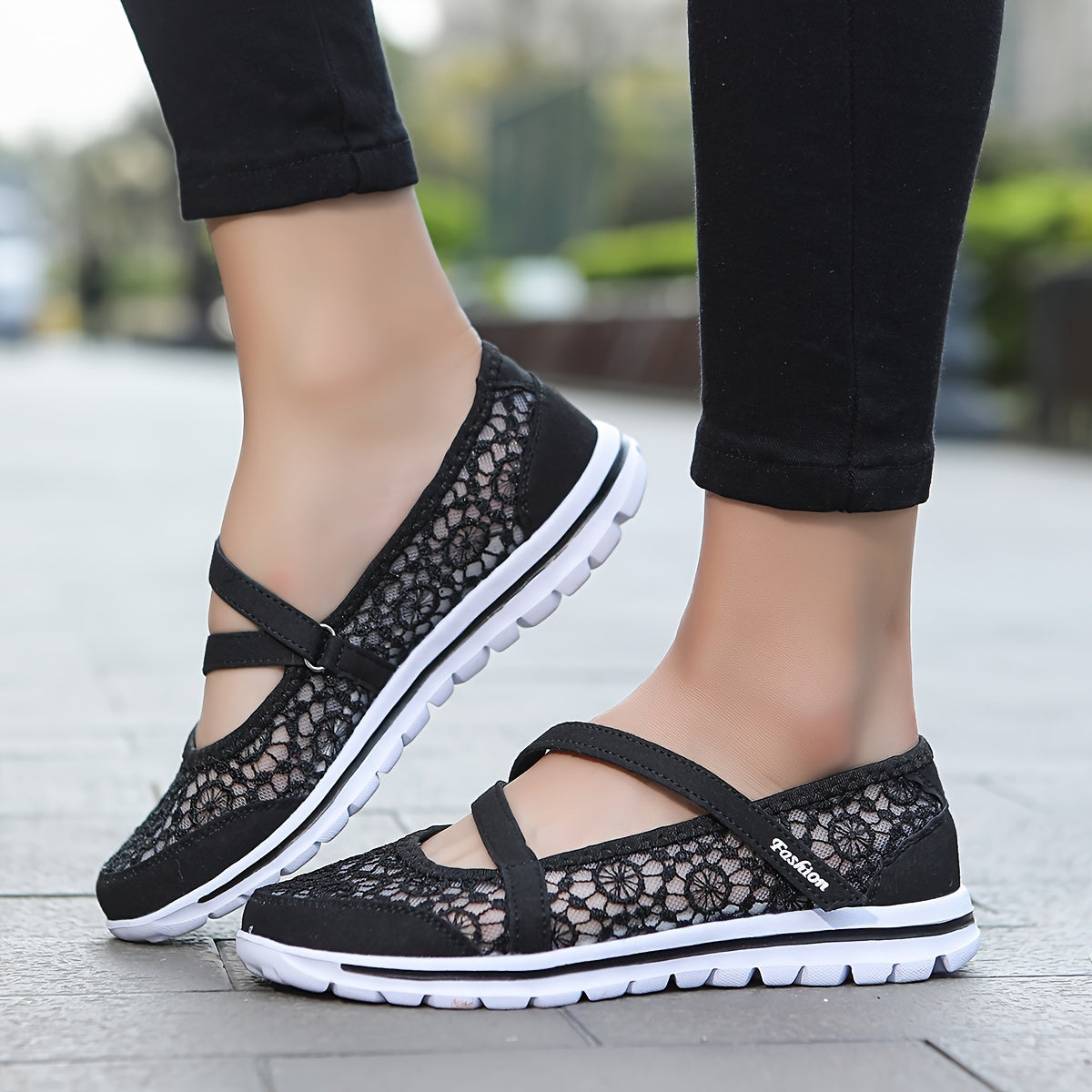 Women's Mesh Flat Shoes Breathable Slip-On Summer Low Top Fabric