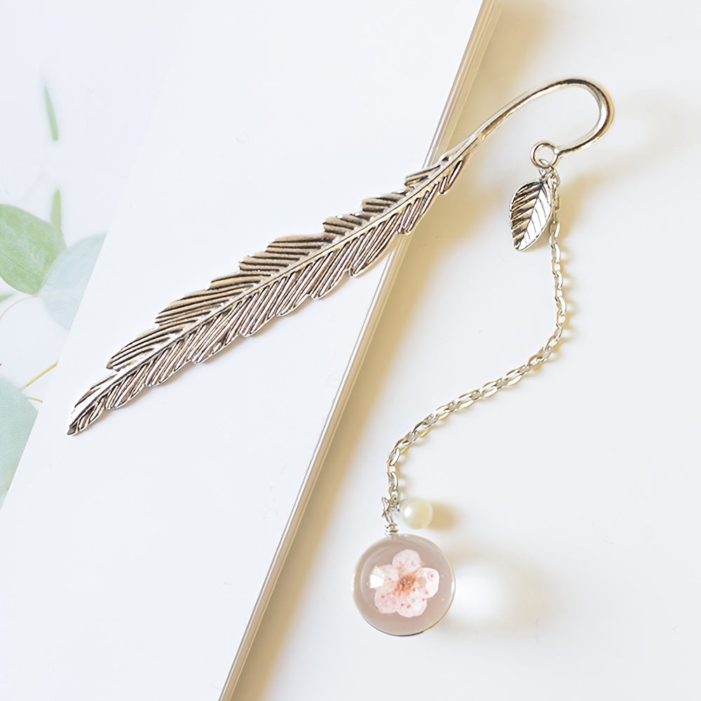 Dried Flower Bookmark with Metal Clip and Feather Pendant 12x2cm