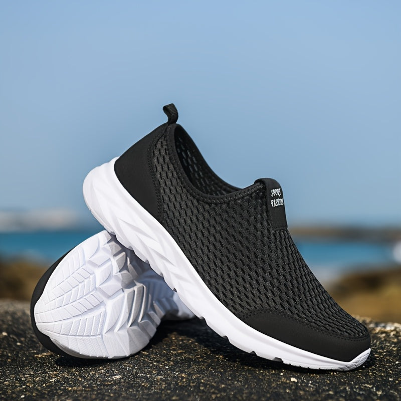 Men's Breathable Knit Sneakers with Non-Slip Sole and Comfort Inner Lining for All-Season Outdoor Casual Wear