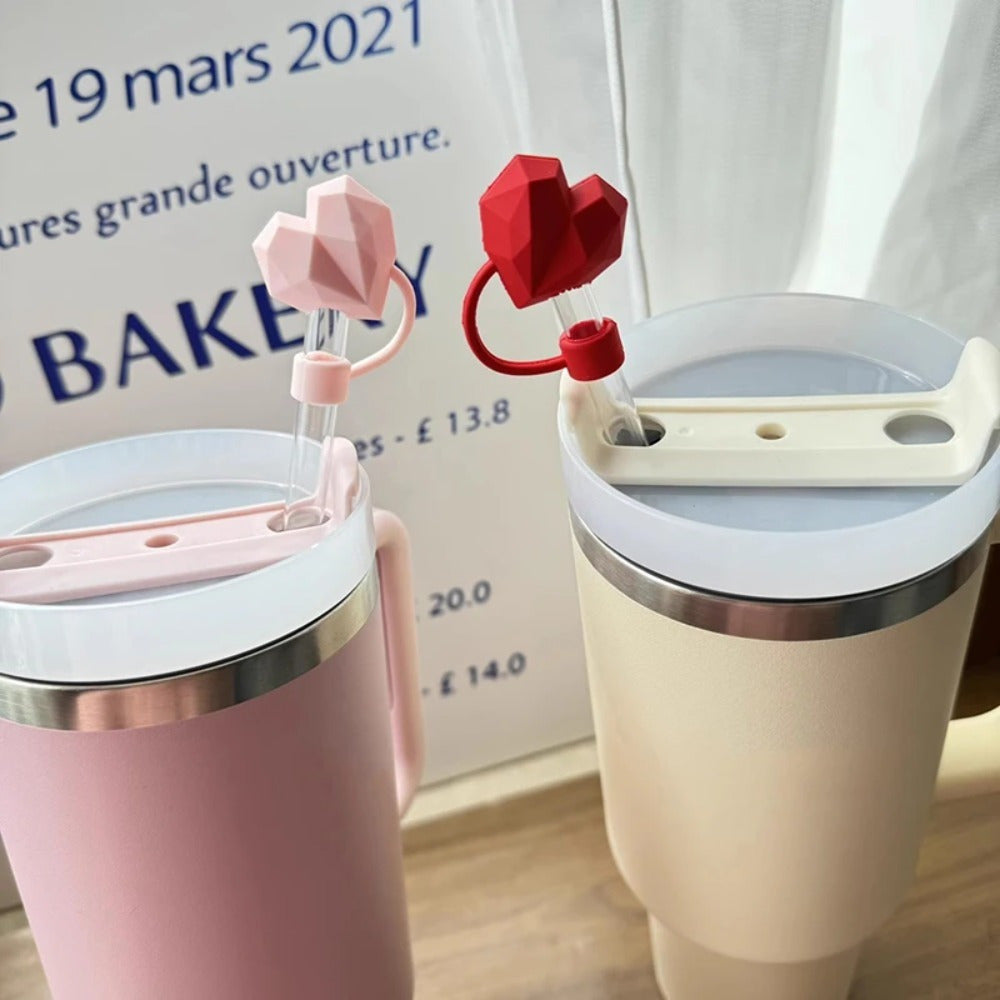 Heart-Shaped Silicone Straw Stopper for Cups with Dust-Proof Spill-Resistant Cover