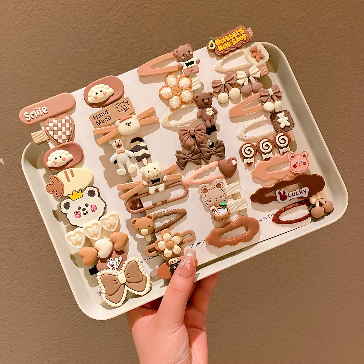 10/14/24 dona jigarrang soch kliplari qizlar uchun, kuz-qish mavsumi, multfilm bosh kiyimlari, mato bo'lmagan material