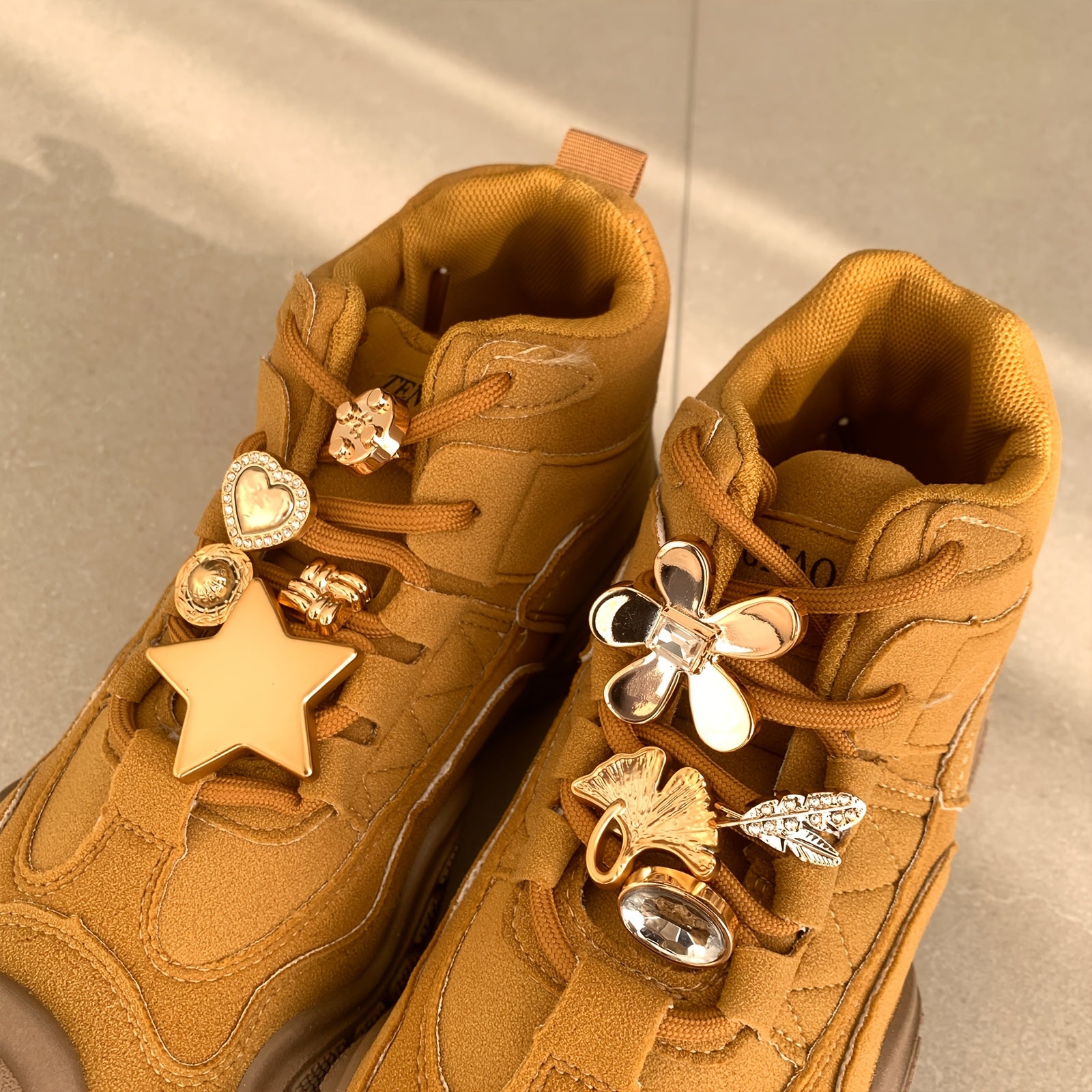 Women's Shoe Charms 9 Pcs Detachable Shoelace Clips Sneakers & Boots Accessories